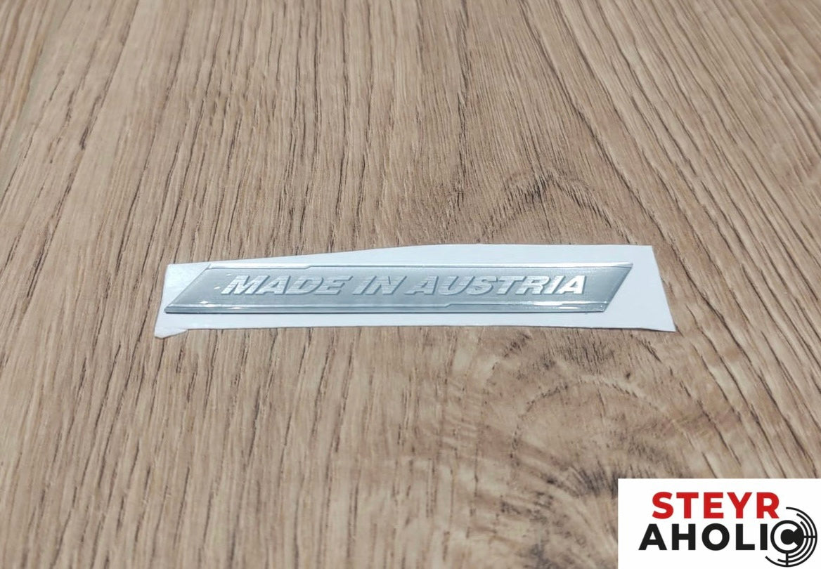 Aufkelber "Made in Austria" auf Motorhaube